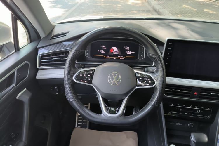 Used Volkswagen Tiguan L 2023 330TSI Automatic Two-Wheel Drive R-Line Enjoyment Edition Steering Wheel