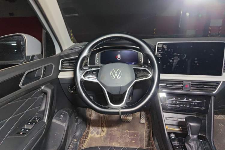 Used Volkswagen Tiguan L 2023 330TSI Automatic Two-Wheel Drive Smart Edition Steering Wheel