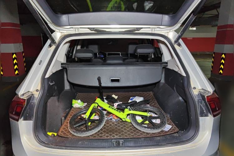 Used Volkswagen Tiguan L 2023 330TSI Automatic Two-Wheel Drive Smart Edition Trunk