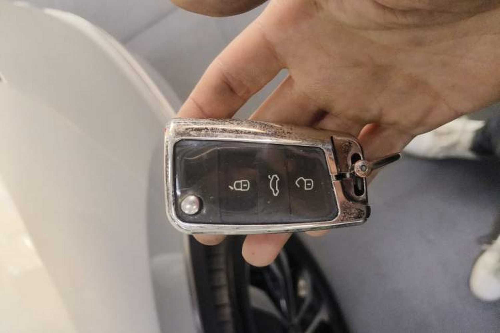 Used Volkswagen Tiguan L 2023 330TSI Automatic Two-Wheel Drive R-Line Flagship Edition Vehicle Key