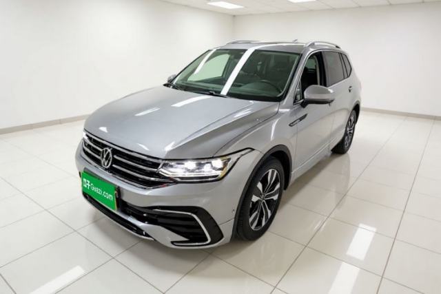 Used Volkswagen Tiguan L 2023 Restyled 330TSI Automatic Two-Wheel Drive R-Line Enhanced Comfort Version