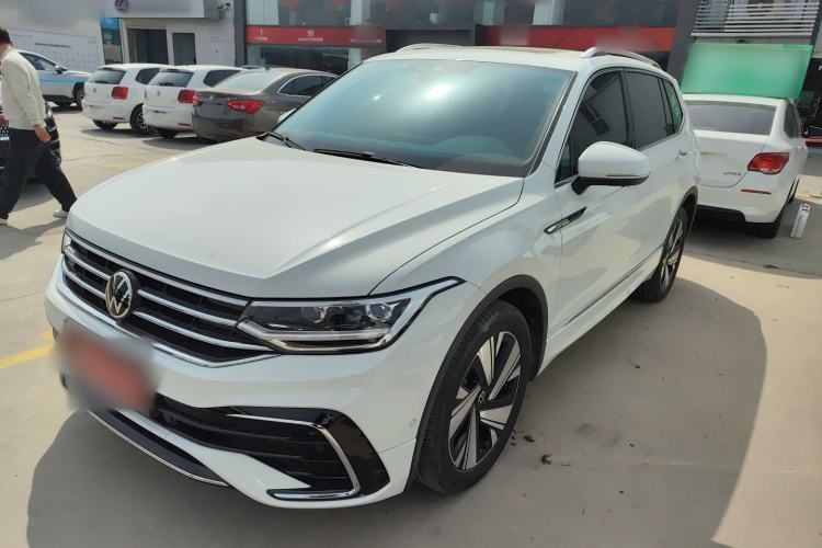 Used Volkswagen Tiguan L 2023 Facelifted 380TSI Automatic All-Wheel Drive R-Line Plus Version 7-Seater Guazi used car, China used car export, Used car for sale, Used  cars, Cheapest cars for sale