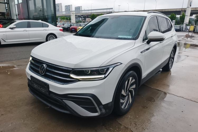 Used Volkswagen Tiguan L 2023 330TSI Automatic Two-Wheel Drive Comfort Edition Guazi used car, China used car export, Used car for sale, Used  cars, Cheapest cars for sale
