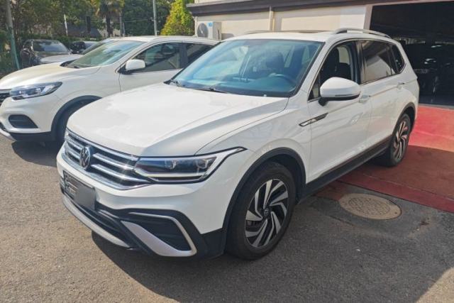 Ojetý Volkswagen Tiguan L 2023 330TSI Automatic Two-Wheel Drive Smart Edition