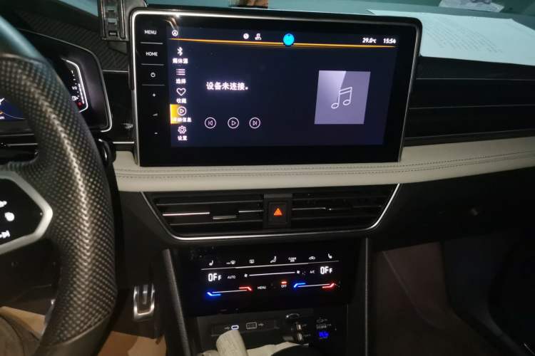 Used Volkswagen Tiguan L 2023 Restyled 330TSI Automatic Two-Wheel Drive R-Line Enhanced Comfort Version Audio And AC Panel