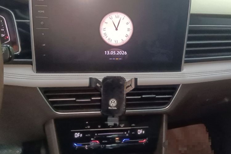 Used Volkswagen Tiguan L 2023 330TSI Automatic Two-Wheel Drive Smart Edition Audio And AC Panel