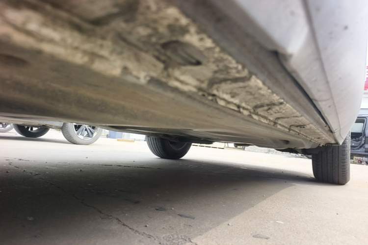 Used Volkswagen Tiguan L 2023 330TSI Automatic Two-Wheel Drive Comfort Edition Chassis Front Left