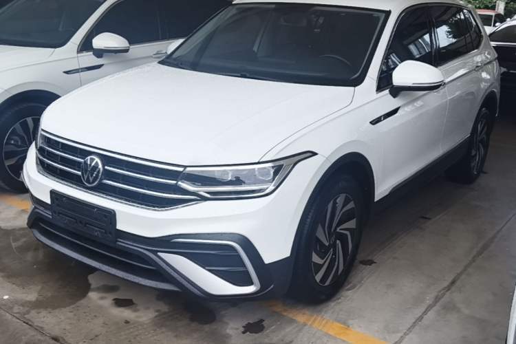 Used Volkswagen Tiguan L 2023 330TSI Automatic Two-Wheel Drive Smart Edition Guazi used car, China used car export, Used car for sale, Used  cars, Cheapest cars for sale