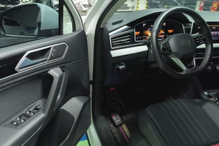 Used Volkswagen Tiguan L 2023 330TSI Automatic Two-Wheel Drive Comfort Edition Driver Seat