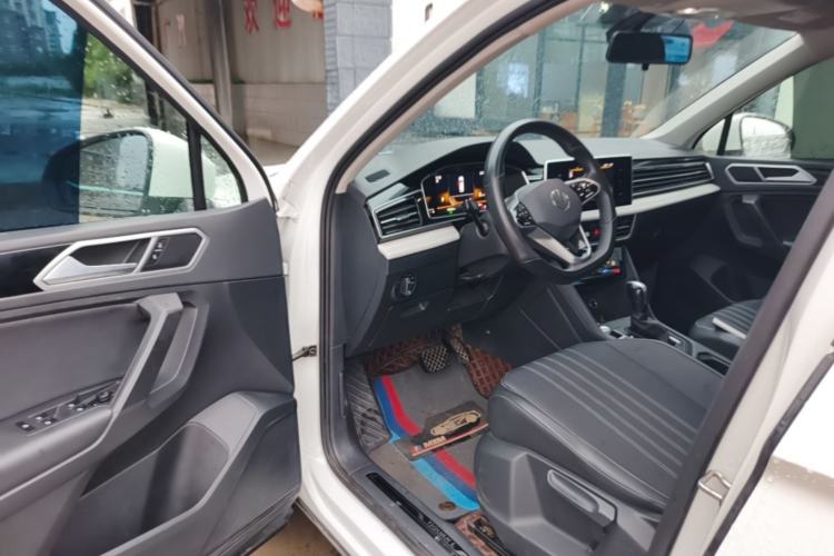 Used Volkswagen Tiguan L 2023 330TSI Automatic Two-Wheel Drive Comfort Edition Driver Seat