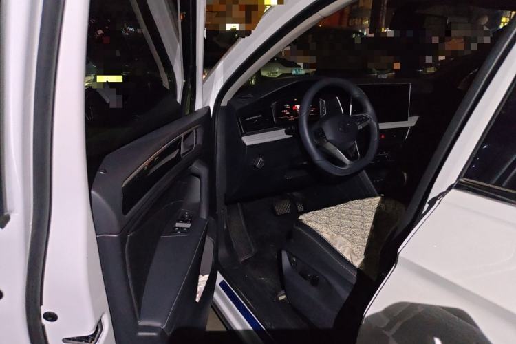 Used Volkswagen Tiguan L 2023 300TSI Automatic Two-Wheel Drive Smart Edition Driver Seat