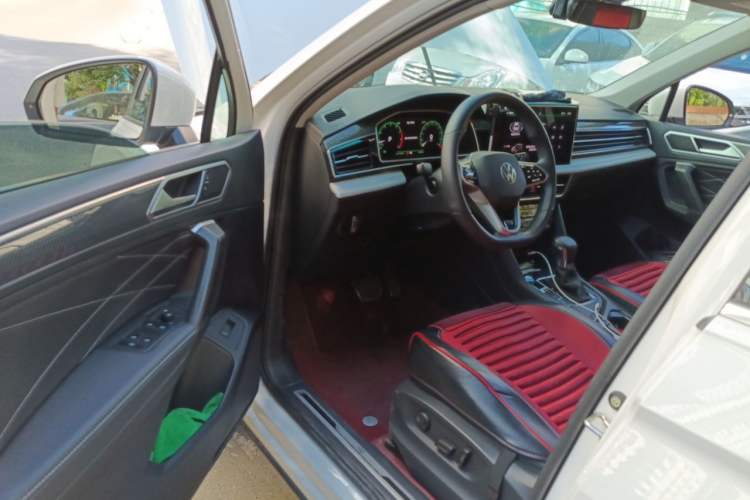 Used Volkswagen Tiguan L 2023 Restyled 330TSI Automatic Two-Wheel Drive R-Line Enhanced Comfort Version Driver Seat