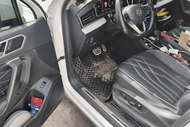 Used Volkswagen Tiguan L 2023 330TSI Automatic Two-Wheel Drive R-Line Enjoyment Edition Driver Seat