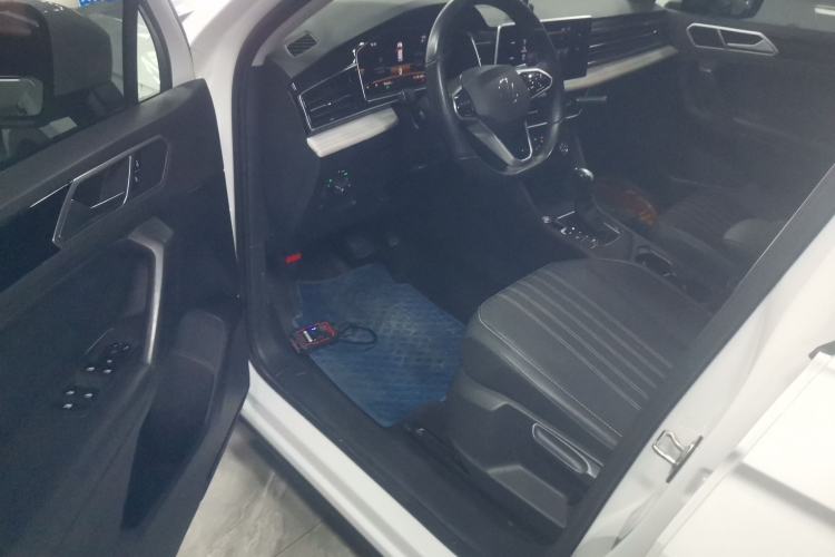 Used Volkswagen Tiguan L 2023 330TSI Automatic Two-Wheel Drive Comfort Edition Driver Seat