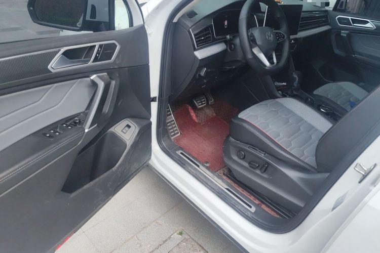 Used Volkswagen Tiguan L 2023 330TSI Automatic Two-Wheel Drive R-Line Flagship Edition Driver Seat