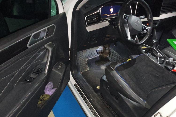 Used Volkswagen Tiguan L 2023 330TSI Automatic Two-Wheel Drive Smart Edition Driver Seat