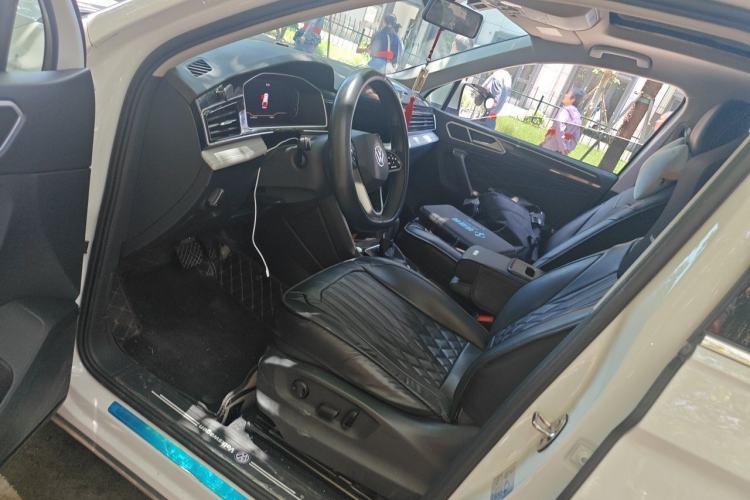 Used Volkswagen Tiguan L 2023 280TSI Automatic Two-Wheel Drive Trendy Innovation Limited Edition Driver Seat