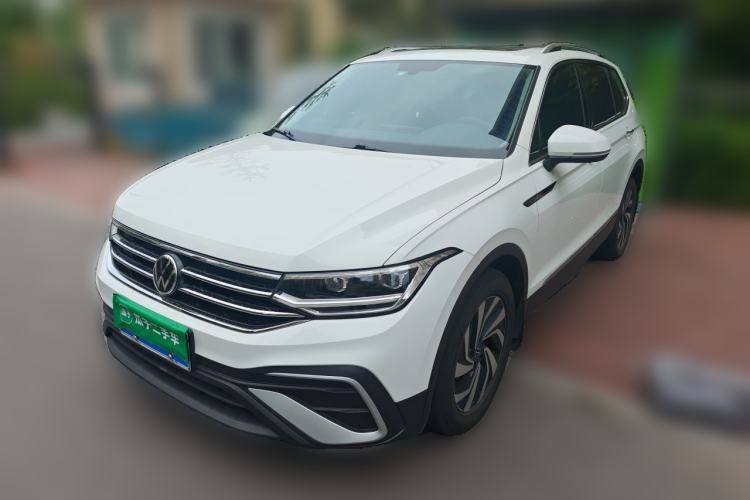 Used Volkswagen Tiguan L 2023 330TSI Automatic Two-Wheel Drive Smart Edition Guazi used car, China used car export, Used car for sale, Used  cars, Cheapest cars for sale