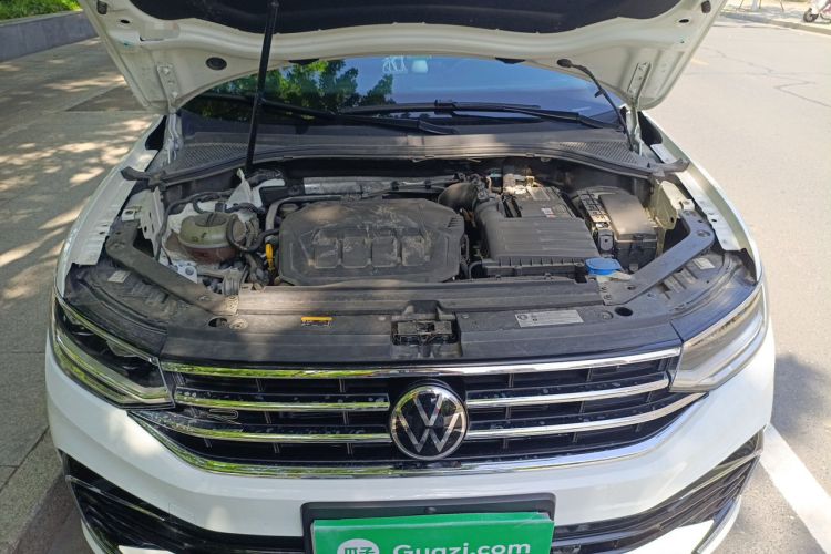 Used Volkswagen Tiguan L 2023 330TSI Automatic Two-Wheel Drive R-Line Enjoyment Edition Engine Bay