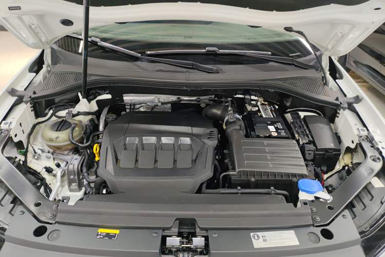 Used Volkswagen Tiguan L 2023 330TSI Automatic Two-Wheel Drive Smart Edition Engine Bay