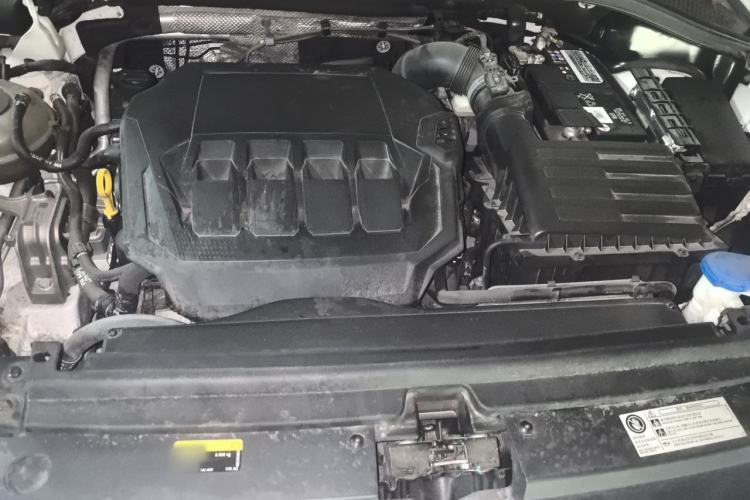 Used Volkswagen Tiguan L 2023 330TSI Automatic Two-Wheel Drive R-Line Enjoyment Edition Engine Bay