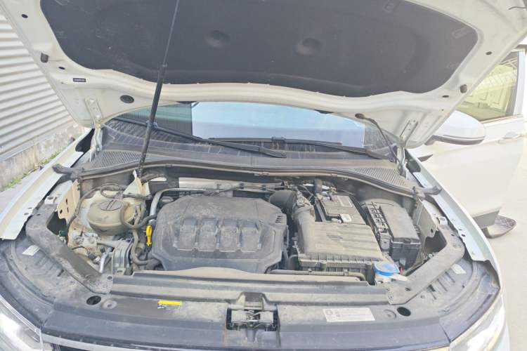 Used Volkswagen Tiguan L 2023 330TSI Automatic Two-Wheel Drive Smart Edition Engine Bay