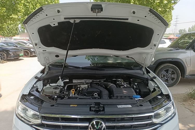 Used Volkswagen Tiguan L 2023 300TSI Automatic Two-Wheel Drive Smart Edition Engine Bay