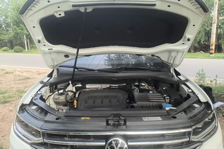 Used Volkswagen Tiguan L 2023 330TSI Automatic Two-Wheel Drive Smart Edition Engine Bay