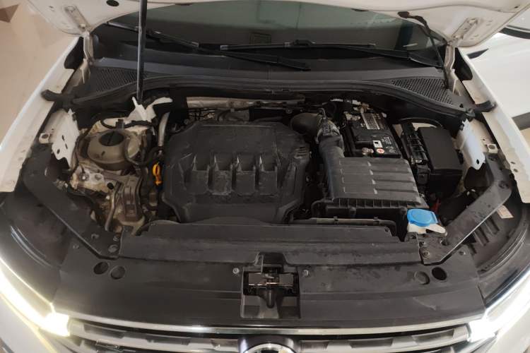 Used Volkswagen Tiguan L 2023 330TSI Automatic Two-Wheel Drive Comfort Edition Engine Bay