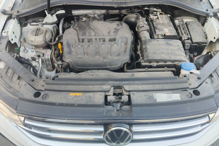Used Volkswagen Tiguan L 2023 330TSI Automatic Two-Wheel Drive R-Line Enjoyment Edition Engine Bay