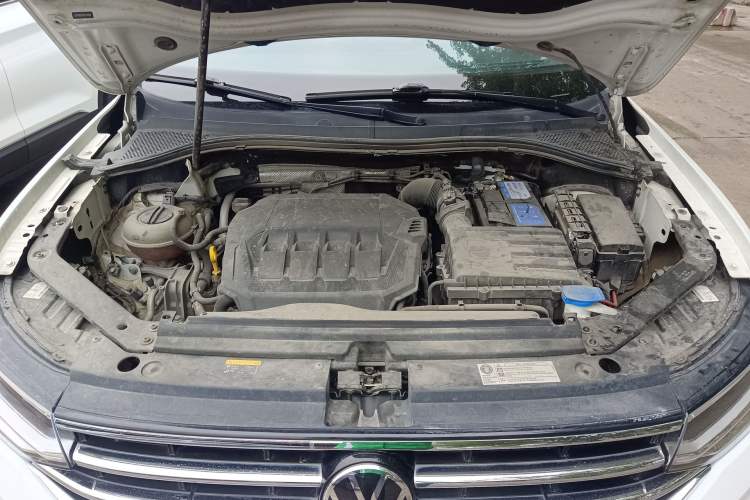 Used Volkswagen Tiguan L 2023 330TSI Automatic Two-Wheel Drive Smart Edition Engine Bay