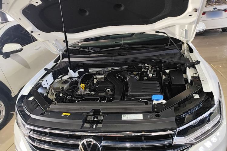 Used Volkswagen Tiguan L 2023 300TSI Automatic Two-Wheel Drive Smart Edition Engine Bay