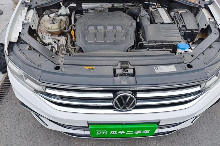 Used Volkswagen Tiguan L 2023 330TSI Automatic Two-Wheel Drive R-Line Flagship Edition Engine Bay