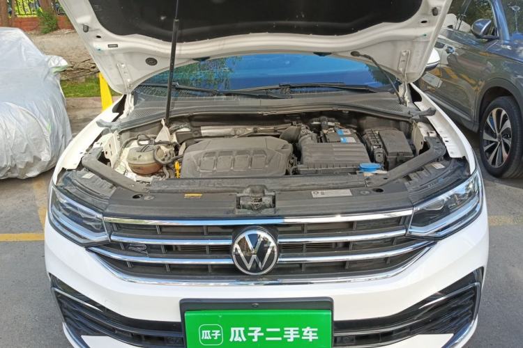 Used Volkswagen Tiguan L 2023 Restyled 330TSI Automatic Two-Wheel Drive R-Line Enhanced Comfort Version Engine Bay
