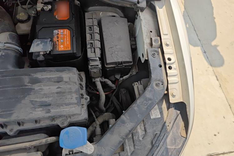 Used Volkswagen Tiguan L 2023 380TSI Automatic All-Wheel Drive R-Line Enhanced 7-Seater Engine Bay Left