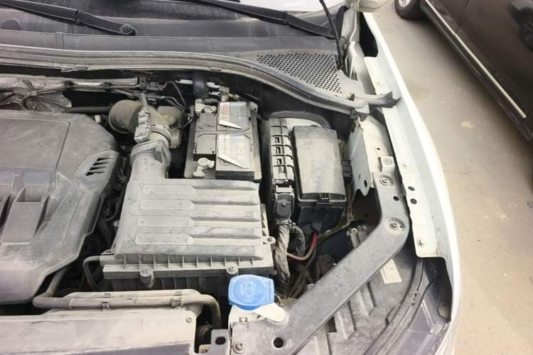 Used Volkswagen Tiguan L 2023 330TSI Automatic Two-Wheel Drive Comfort Edition Engine Bay Left