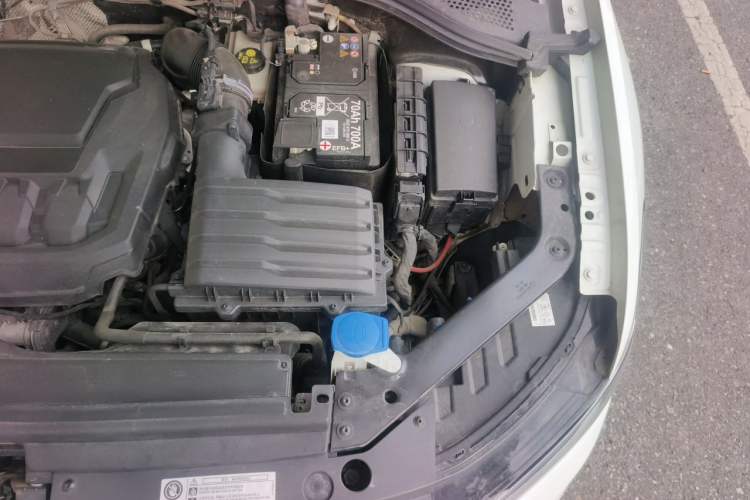 Used Volkswagen Tiguan L 2023 Restyled 330TSI Automatic Two-Wheel Drive R-Line Enhanced Comfort Version Engine Bay Left