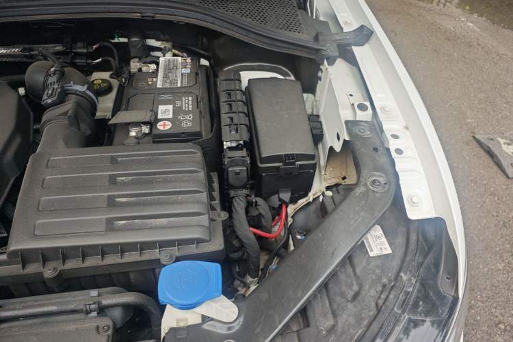 Used Volkswagen Tiguan L 2023 330TSI Automatic Two-Wheel Drive Smart Edition Engine Bay Left