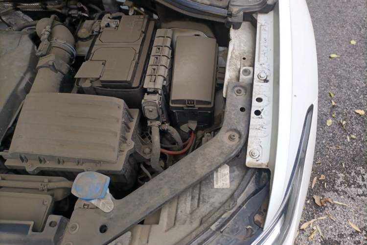 Used Volkswagen Tiguan L 2023 Restyled 330TSI Automatic Two-Wheel Drive R-Line Enhanced Comfort Version Engine Bay Left
