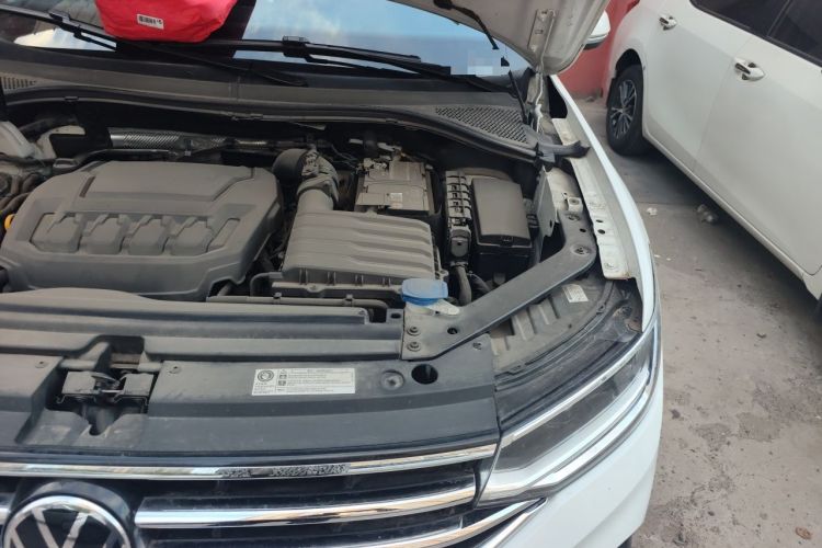 Used Volkswagen Tiguan L 2023 Restyled 330TSI Automatic Two-Wheel Drive R-Line Enhanced Comfort Version Engine Bay Left