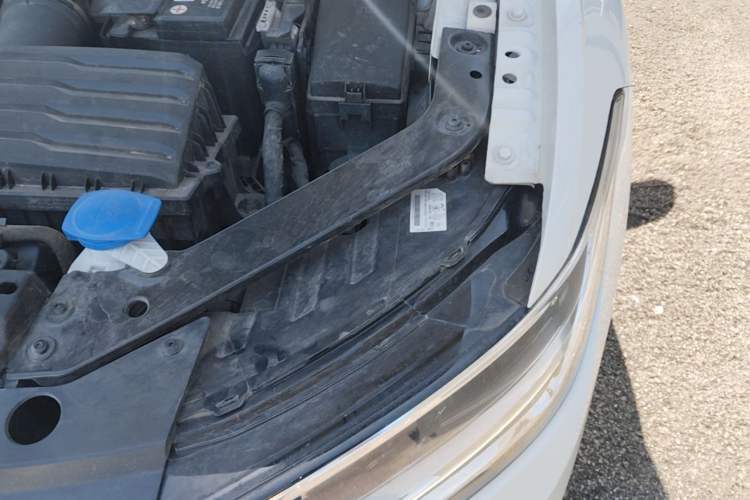 Used Volkswagen Tiguan L 2023 300TSI Automatic Two-Wheel Drive Smart Edition Engine Bay Left