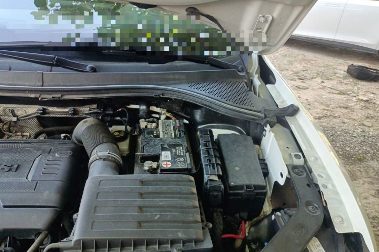 Used Volkswagen Tiguan L 2023 380TSI Automatic All-Wheel Drive R-Line Enhanced 7-Seater Engine Bay Left