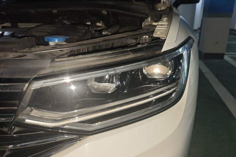 Used Volkswagen Tiguan L 2023 330TSI Automatic Two-Wheel Drive Smart Edition Engine Bay Left