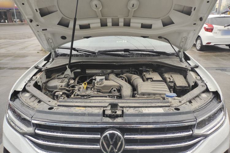 Used Volkswagen Tiguan L 2023 300TSI Automatic Two-Wheel Drive Smart Edition Engine Bay