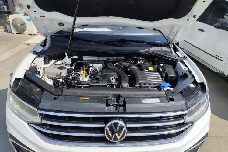 Used Volkswagen Tiguan L 2023 300TSI Automatic Two-Wheel Drive Smart Edition Engine Bay