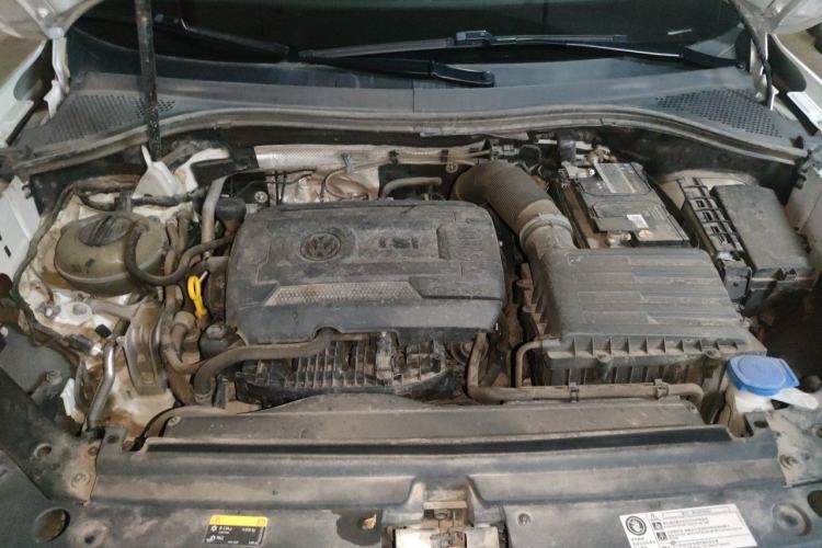 Used Volkswagen Tiguan L 2023 380TSI Automatic All-Wheel Drive R-Line Enhanced 7-Seater Engine Bay