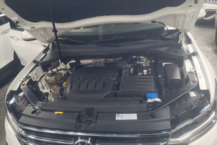 Used Volkswagen Tiguan L 2023 330TSI Automatic Two-Wheel Drive Comfort Edition Engine Bay