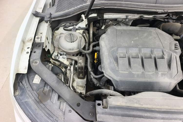 Used Volkswagen Tiguan L 2023 330TSI Automatic Two-Wheel Drive Comfort Edition Engine Bay Right