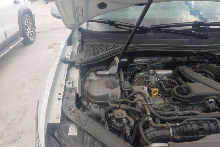 Used Volkswagen Tiguan L 2023 300TSI Automatic Two-Wheel Drive Smart Edition Engine Bay Right