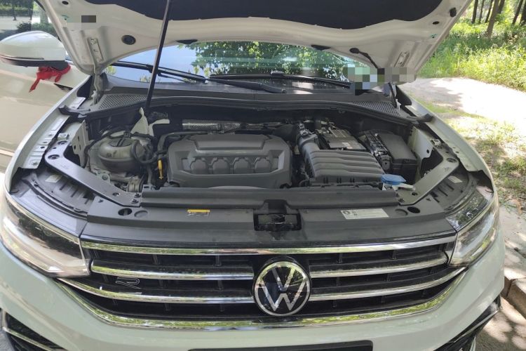 Used Volkswagen Tiguan L 2023 Restyled 330TSI Automatic Two-Wheel Drive R-Line Enhanced Comfort Version Engine Bay